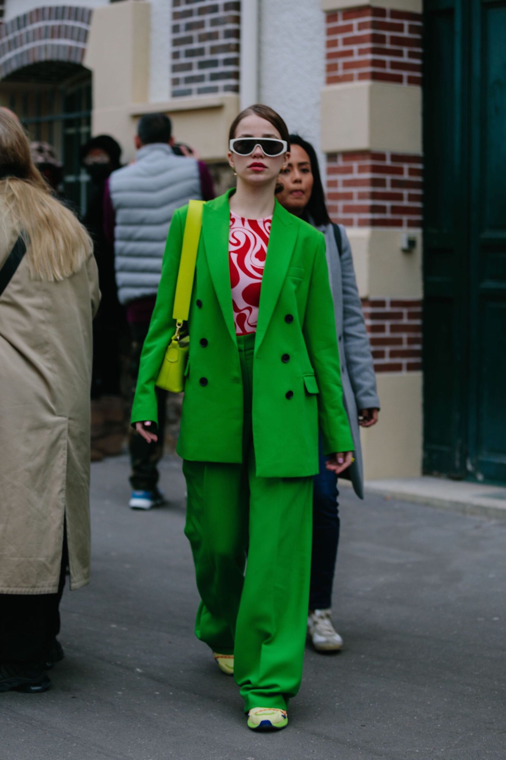 Gen Z Green: Το φωτεινό πράσινο είναι street trend τώρα-4