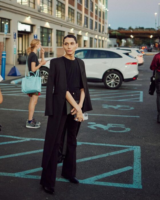 Charles Gross: Ένας από τους πιο επιδραστικούς fashion TikTokers στη Vogue Greece-2