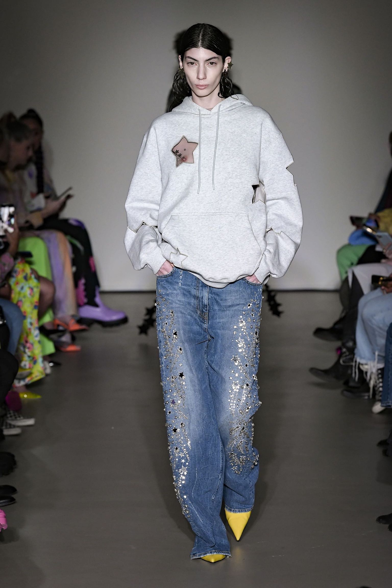 Baggy jeans: 5 σωστοί συνδυασμοί που θα κάνουμε την άνοιξη-3