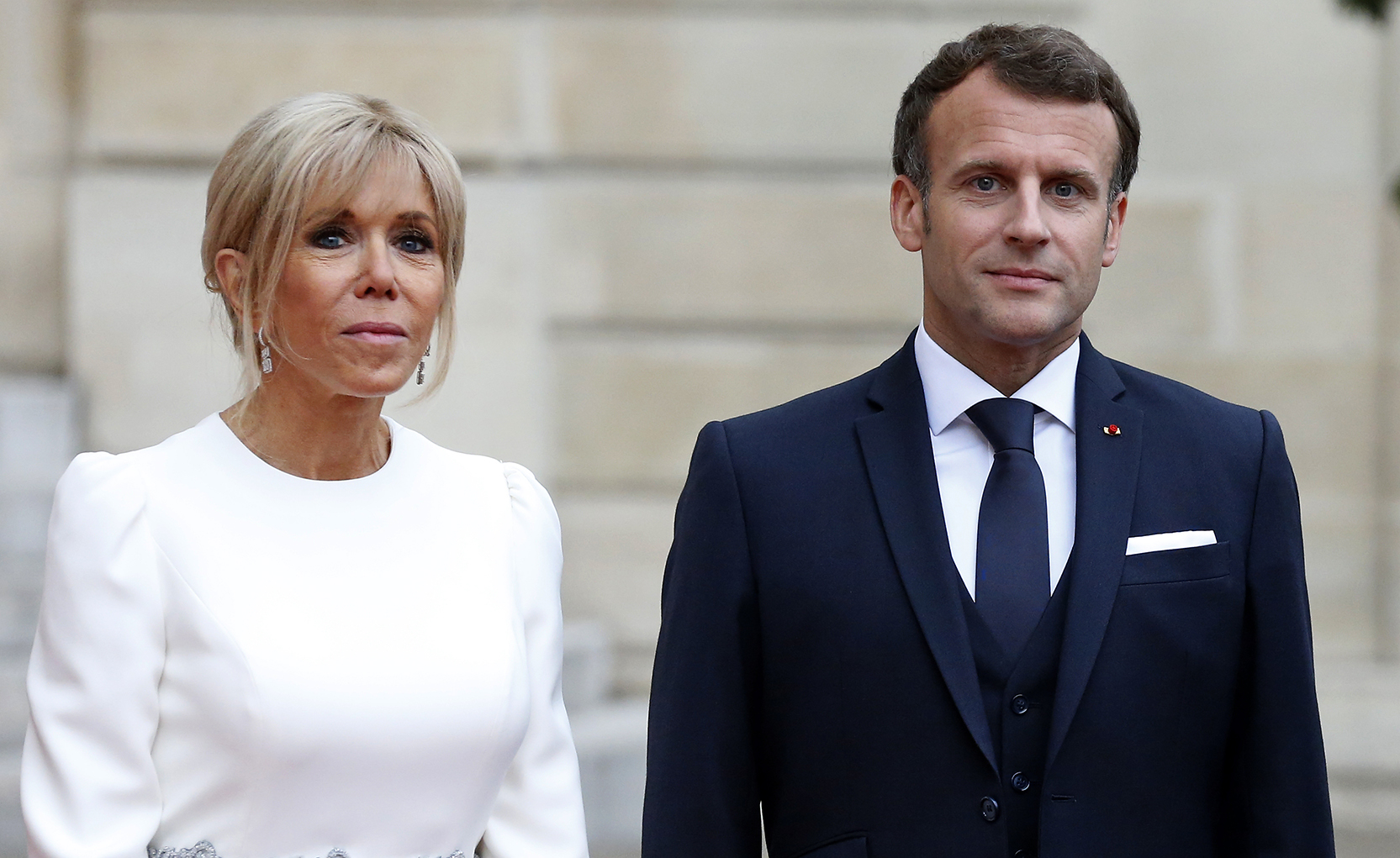 Τι σημαίνει η επανεκλογή του Emmanuel Macron για την luxury βιομηχανία μόδας;-2