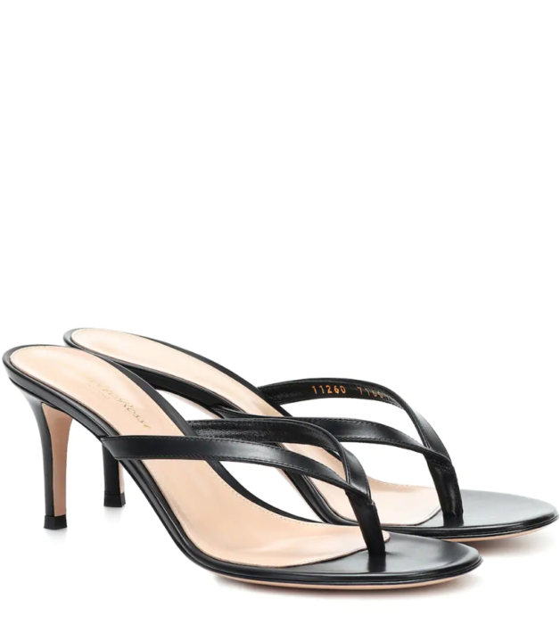 Thong sandals: Όλες οι τάσεις και τα σχέδια που θα αποκτήσουμε πριν το καλοκαίρι-7
