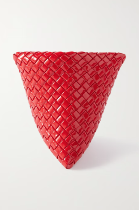 Triangular τσάντες: Το πιο hot bag shape της άνοιξης-3