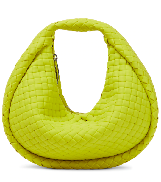 Shoulder Bags: 7 τσάντες που έχουν την προσοχή μας τώρα-1