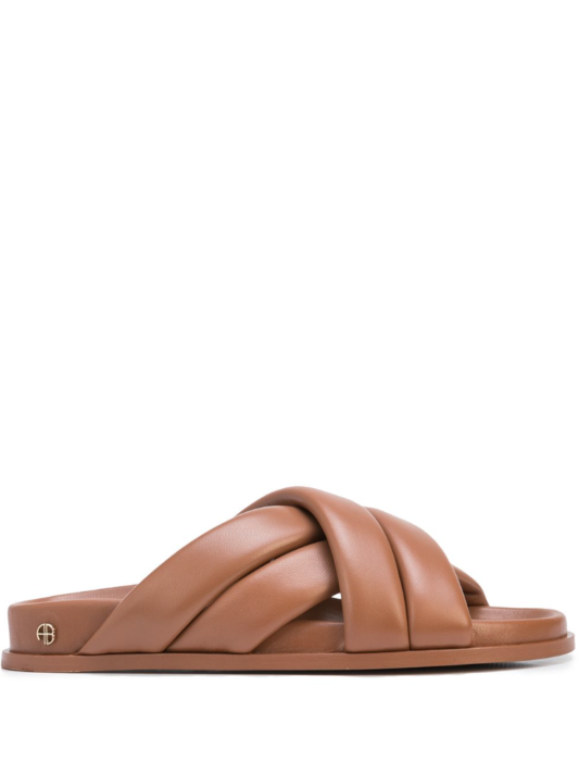 9 άνετα slides για τα comfy chic looks του καλοκαιριού-6