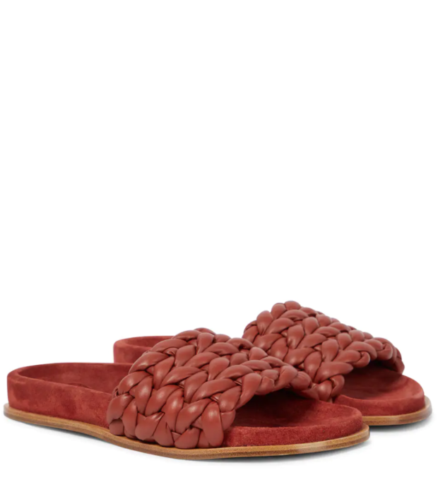 9 άνετα slides για τα comfy chic looks του καλοκαιριού-4