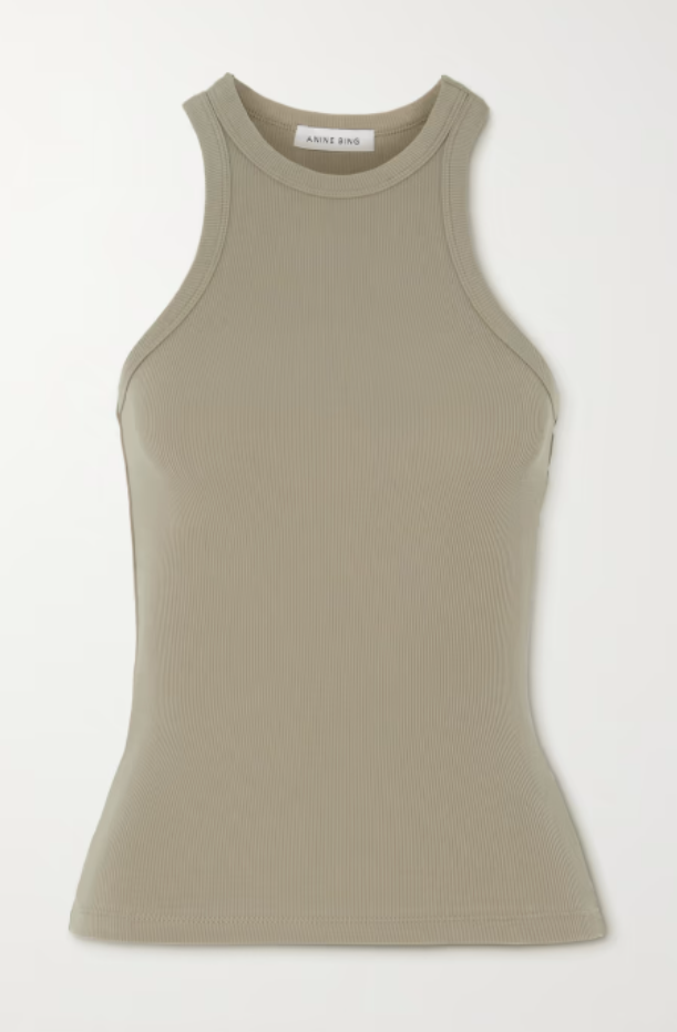 Tank top: 8 εμφανίσεις θα σας πείσουν να φορέσετε το καλοκαιρινό basic-11