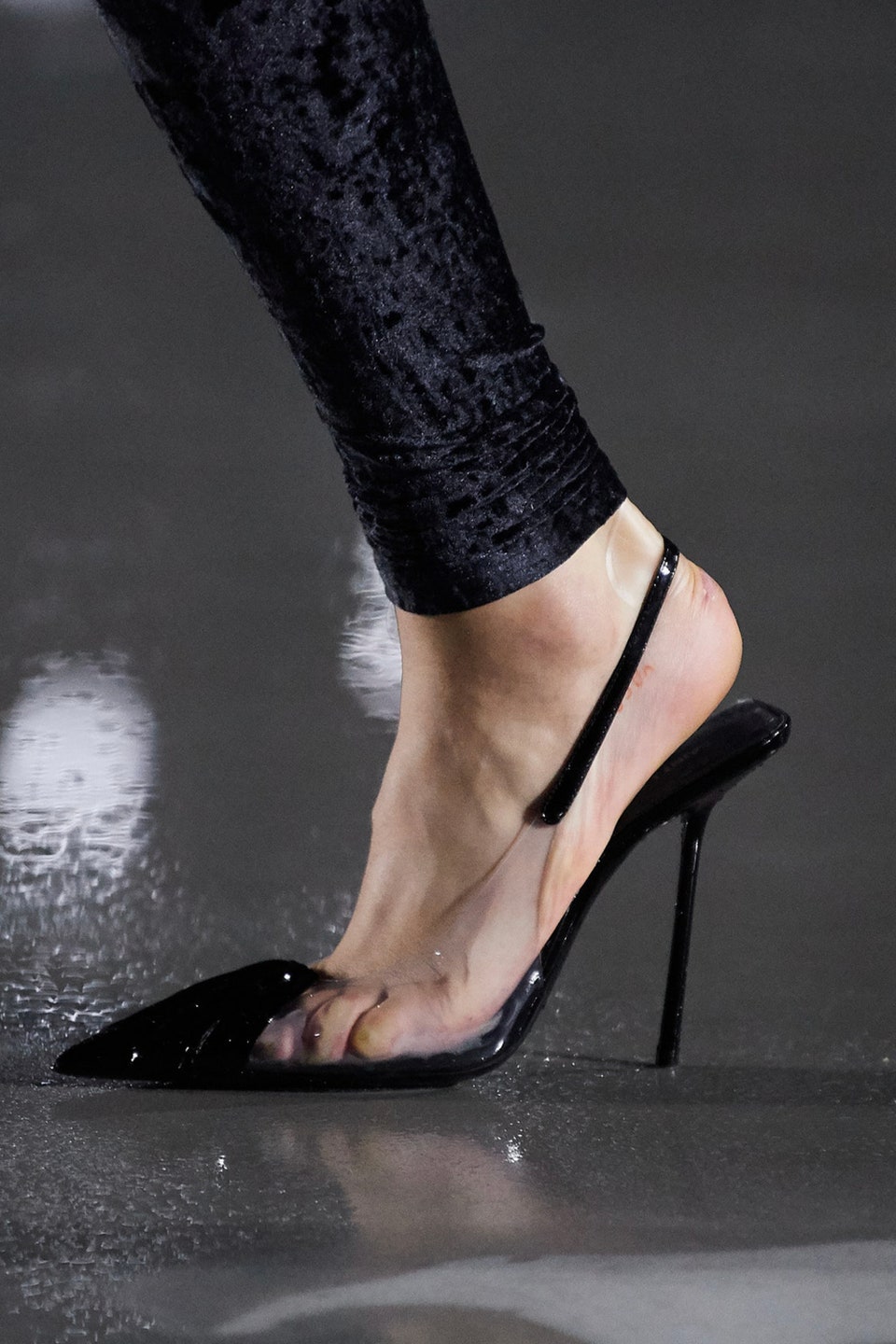 Stiletto heels: Τα 7 must-have ψηλοτάκουνα της άνοιξης-6