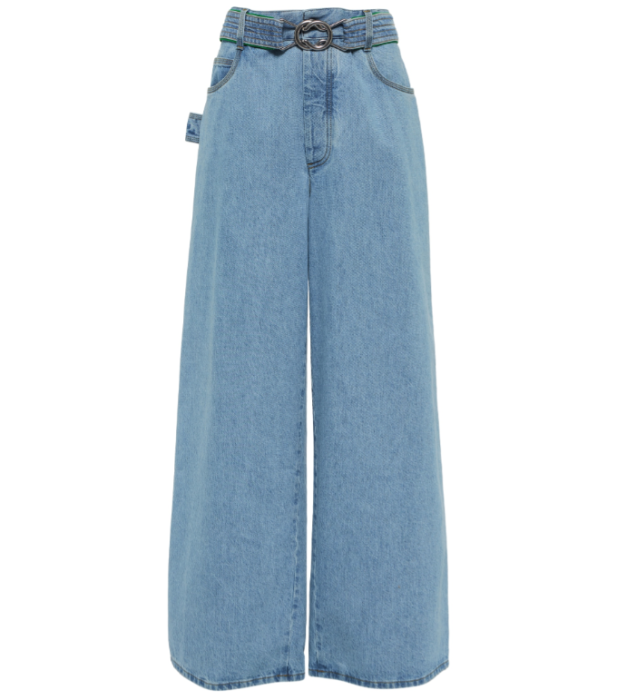 4 spring look που συνδυάζουν άνεση και στιλ-9