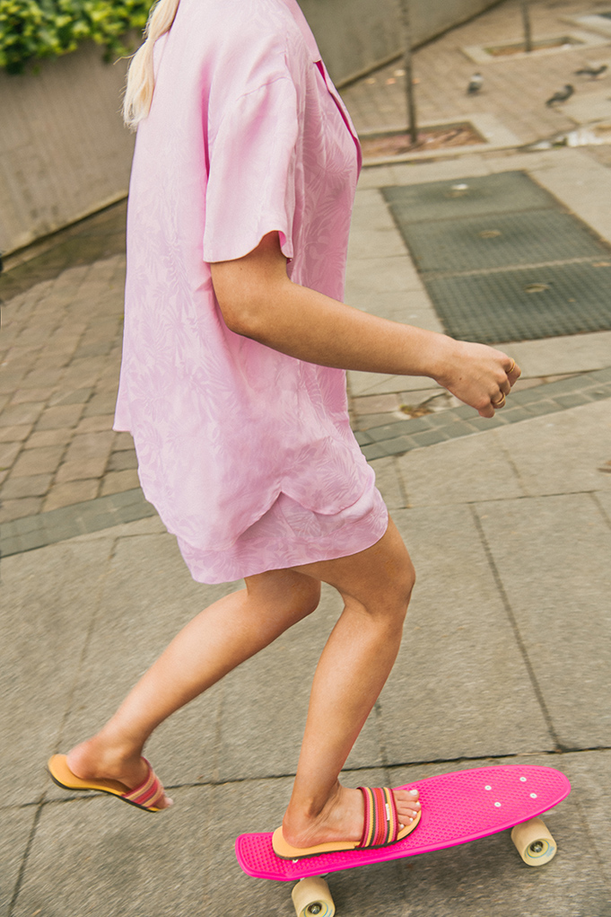 Day to Night: 4 looks με τα σανδάλια Havaianas που θα φορέσουμε από το γραφείο μέχρι τα summer parties-4