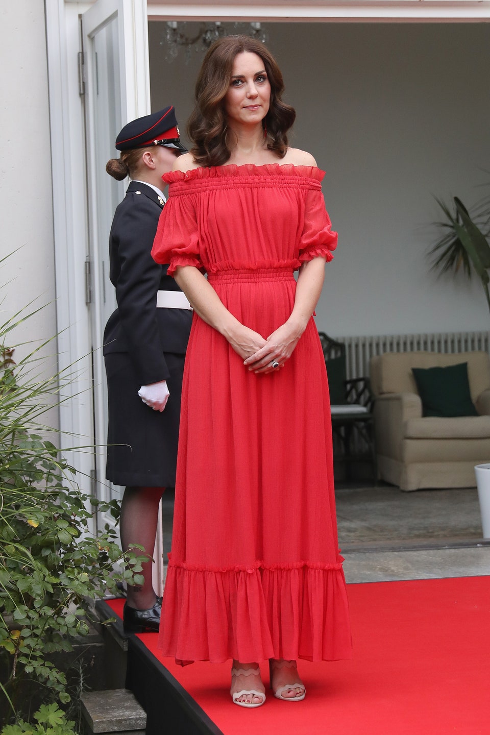Kate Middleton: Τα 16 φορέματά της που έχουν γράψει ιστορία-9