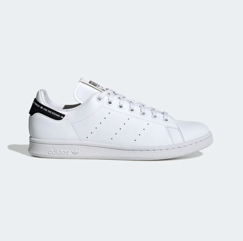 Τα sneakers που φορούν οι royals-5