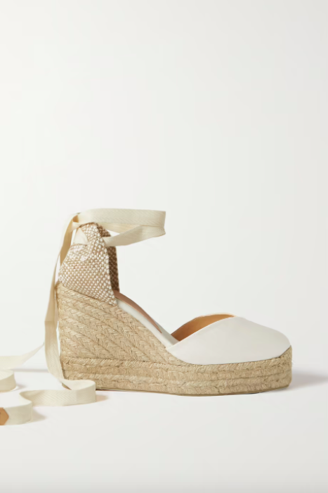 9 summer essentials που δεν λείπουν ποτέ από τη γκαρνταρόμπα μας-6