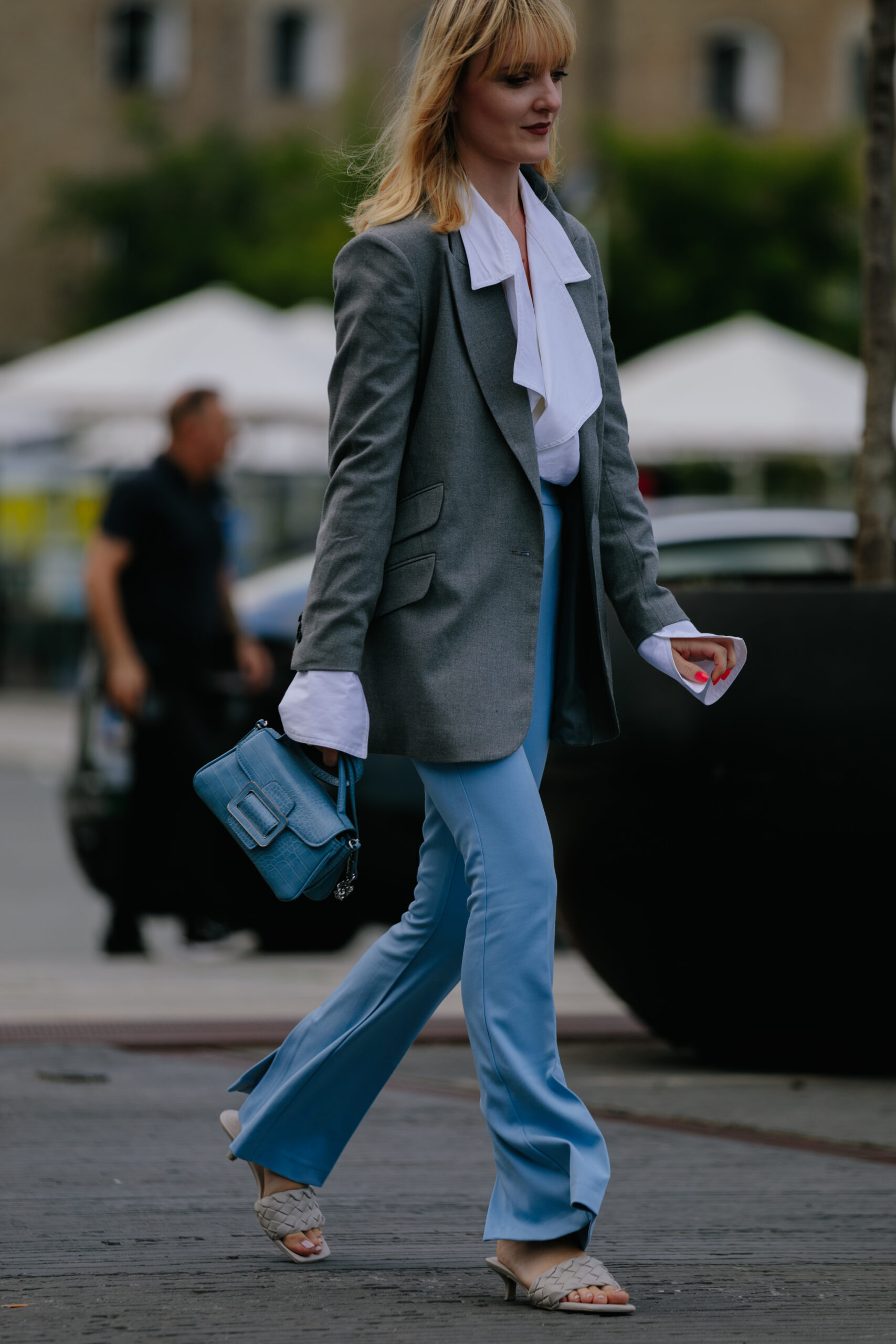 7 chic παπούτσια για τα καλοκαιρινά office looks-2