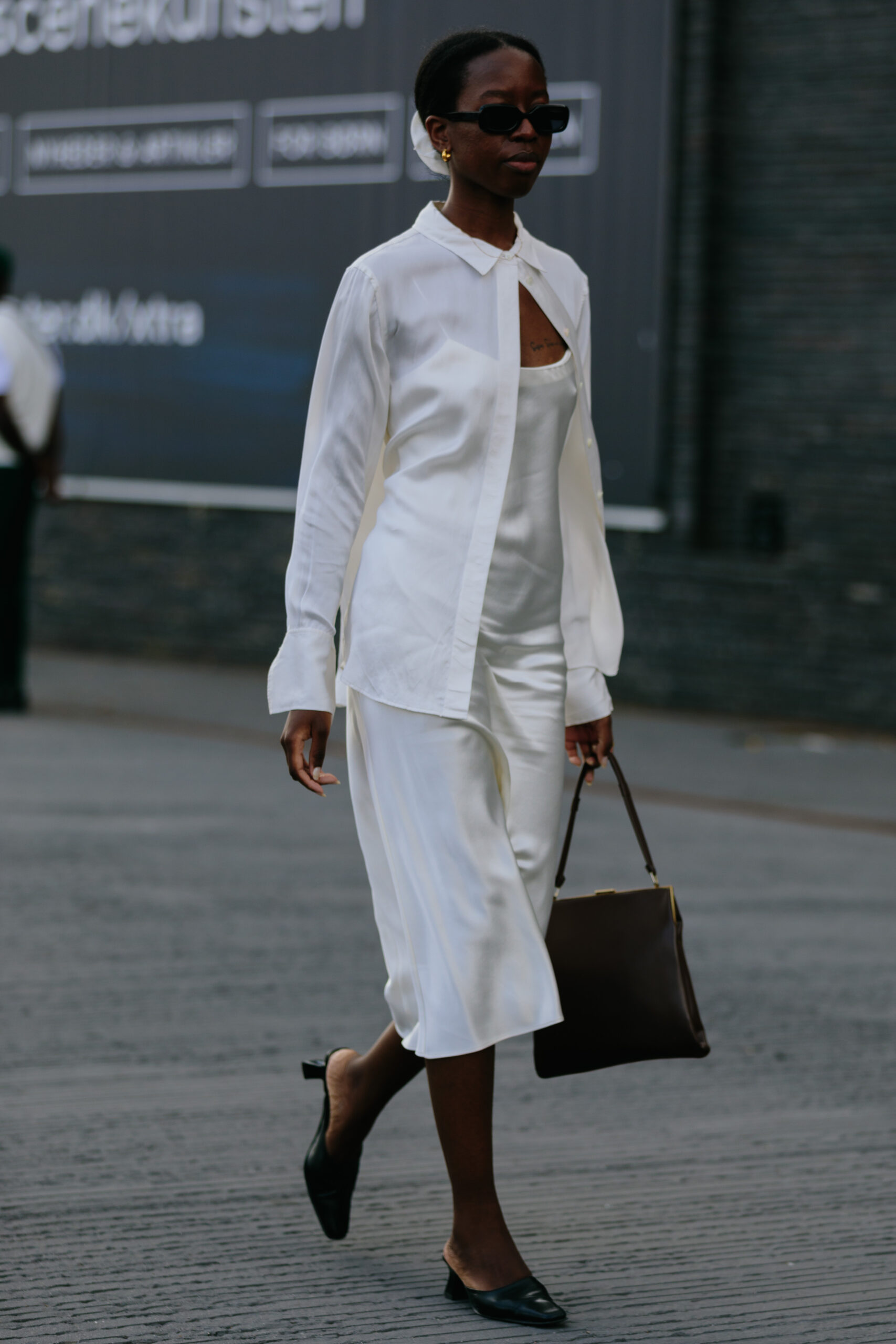 Μίνιμαλ chic: Τα 9 street trends για να το υιοθετήσετε και το καλοκαίρι-5