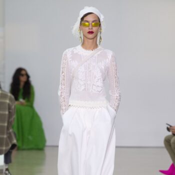 total-white-οι-vogue-approved-συνδυασμοί-του-φετινού-καλοκα-227673