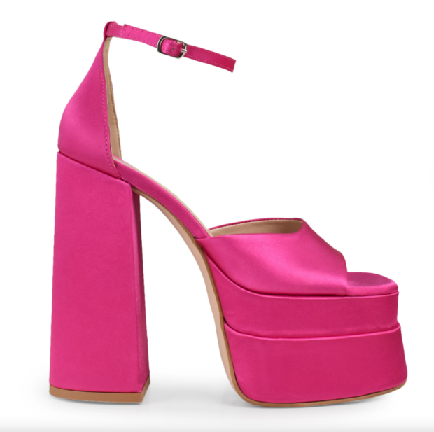 Hot Pink: 7 κομμάτια στο πιο trending χρώμα του καλοκαιριού-9