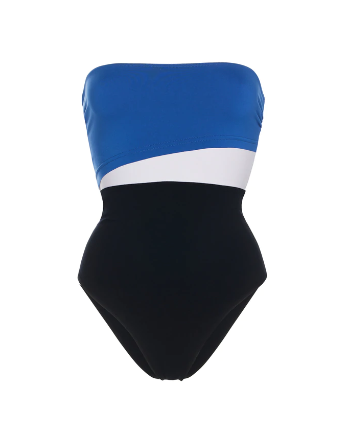 Beach essentials: Ο οδηγός της Vogue για τέλειο στυλ στην παραλία-1