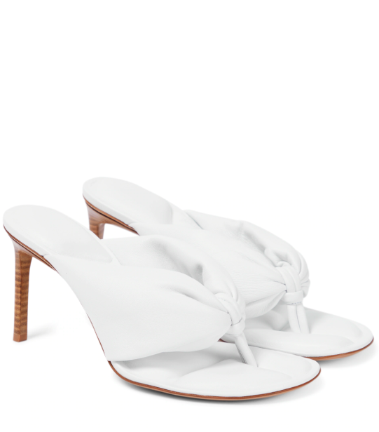 Puffy sandals: Τα πιο elegant ζευγάρια του καλοκαιριού-5
