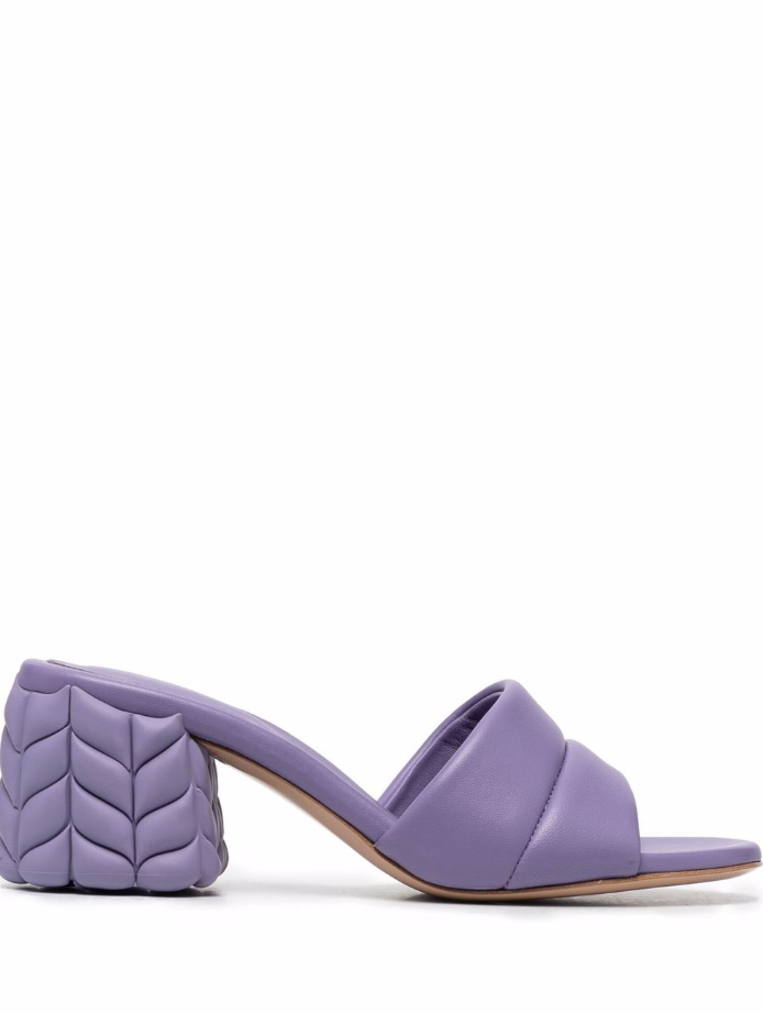 Block heels: Τα 9 πιο άνετα και stylish πέδιλα για το καλοκαίρι-6