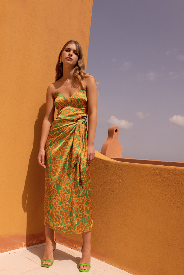 8 cocktail φορέματα για summer chic εμφανίσεις-7