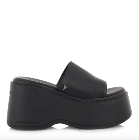 4 outfit ιδανικά για τις πιο ζεστές μέρες του καλοκαιριού-13