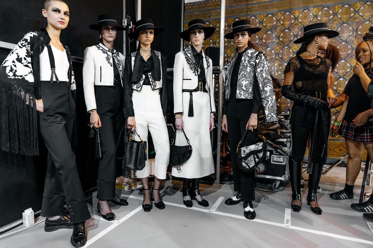 Dior Cruise 2023: Μια ιστορία με φόντο τη Σεβίλλη-16