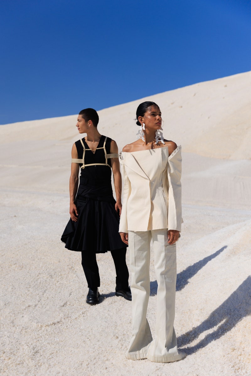 O Jacquemus ταξιδεύει στην Camargue για την Fall/Winter 22-23 συλλογή-13