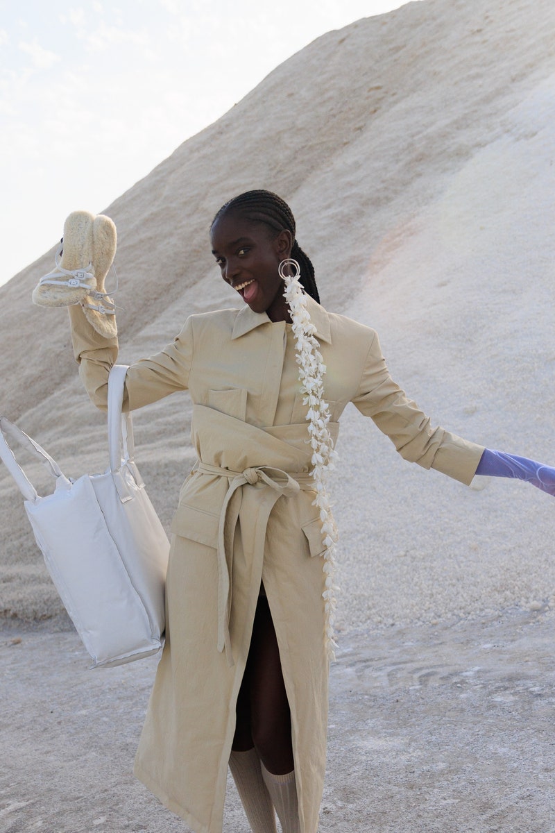 O Jacquemus ταξιδεύει στην Camargue για την Fall/Winter 22-23 συλλογή-11