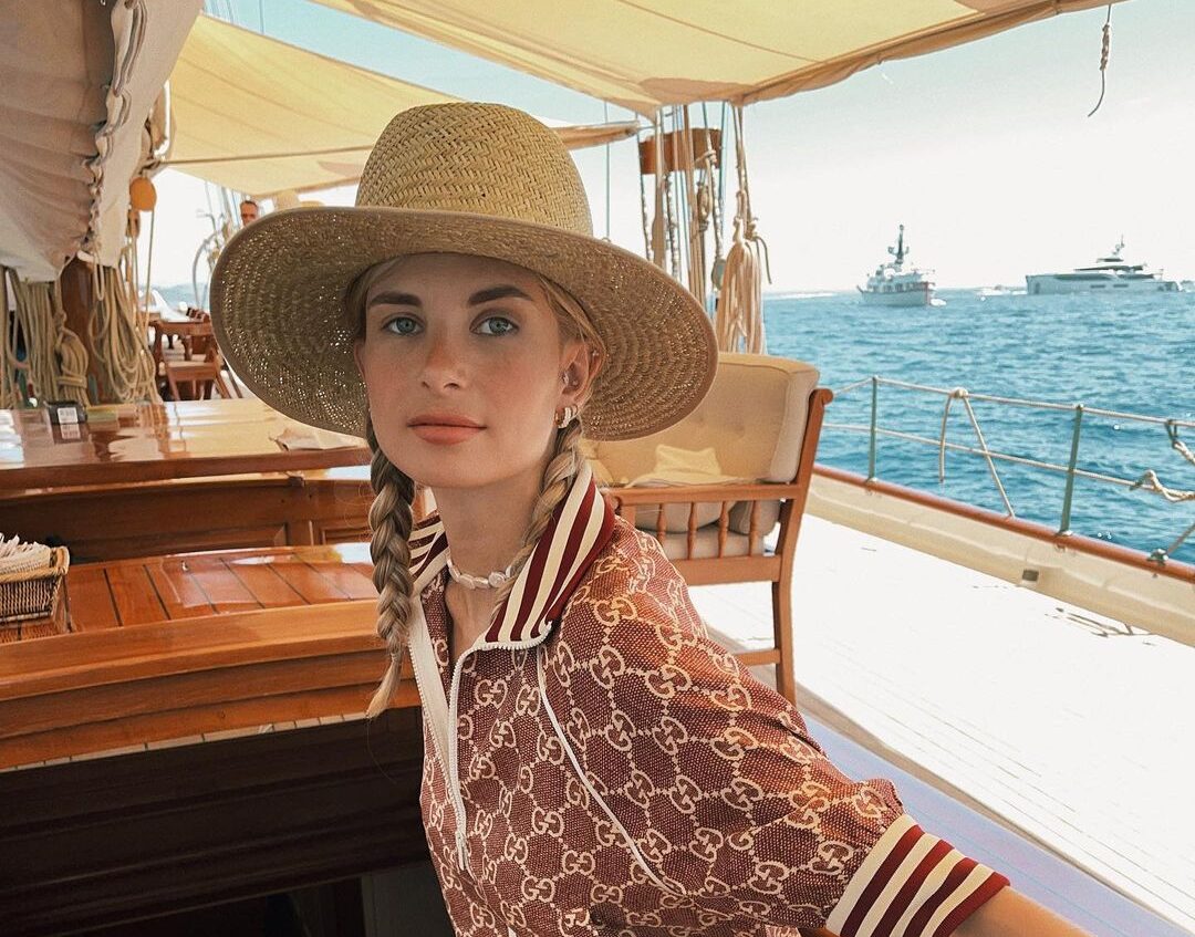 Jet-Set chic: Αντιγράψτε το πιο κομψό καλοκαιρινό στυλ | VOGUE.GR