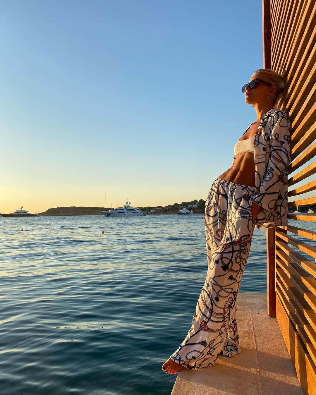 8 καλοκαιρινοί συνδυασμοί πέρασαν το test των Vogue editors-3