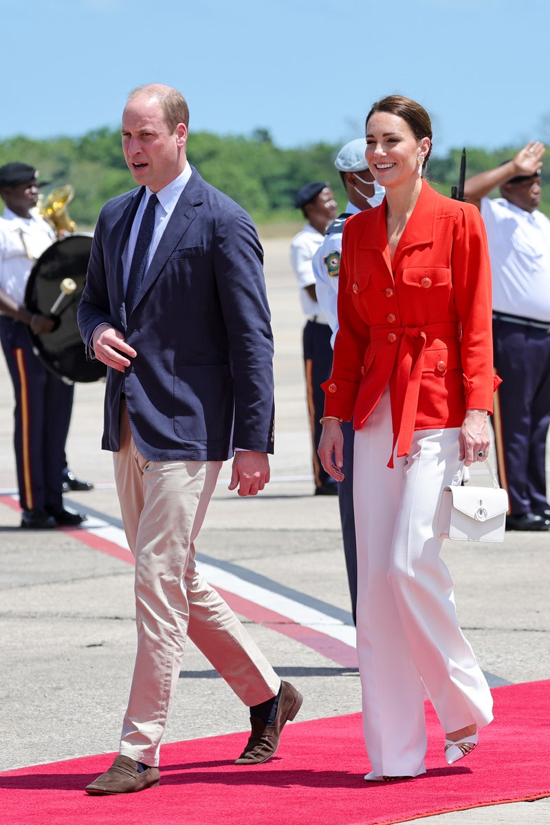 Λευκές γόβες: Οι 8 πιο κομψοί συνδυασμοί της Kate Middleton-2