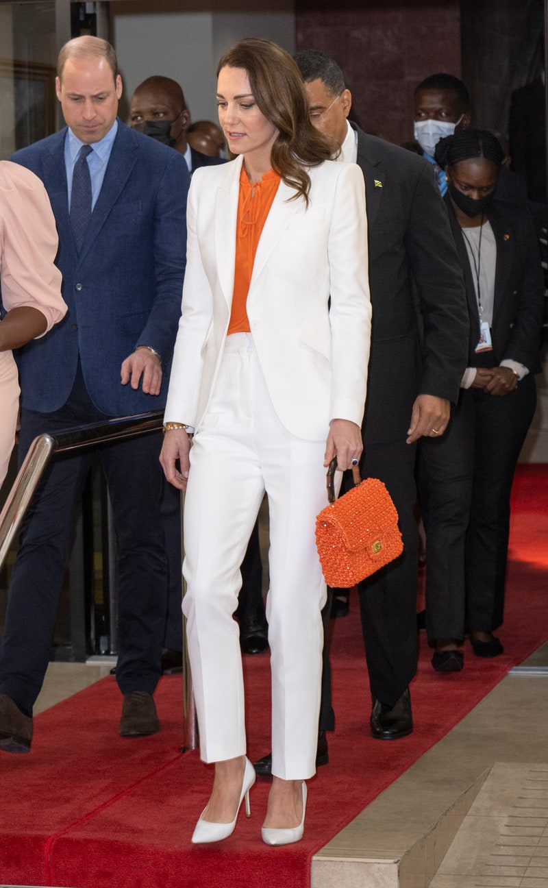 Λευκές γόβες: Οι 8 πιο κομψοί συνδυασμοί της Kate Middleton-3