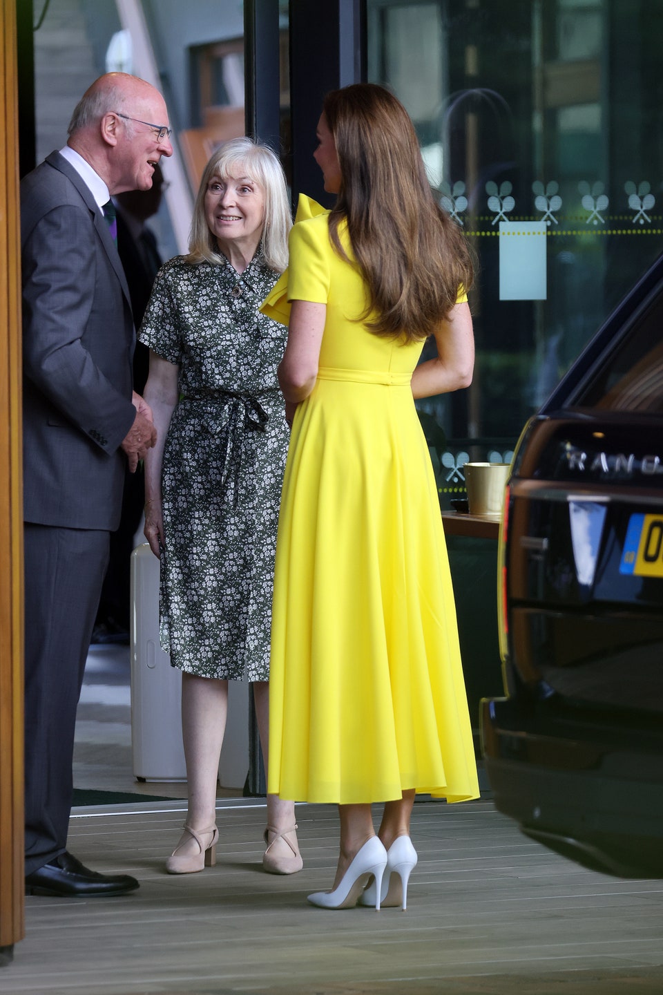 Λευκές γόβες: Οι 8 πιο κομψοί συνδυασμοί της Kate Middleton-8
