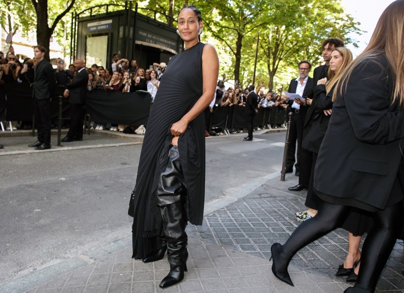 Τα πρώτα look του φθινοπώρου είναι total black-9