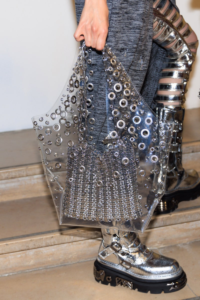 Paco Rabanne SS23: Οι αποκλειστικές φωτογραφίες της Vogue από το backstage-6