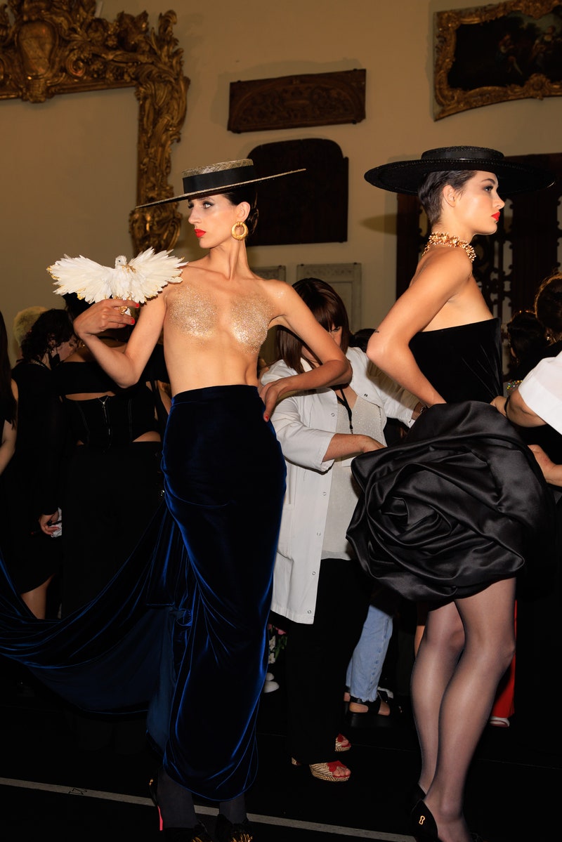 Schiaparelli Couture FW22-23: Οι πιο εντυπωσιακές δημιουργίες στο catwalk-6