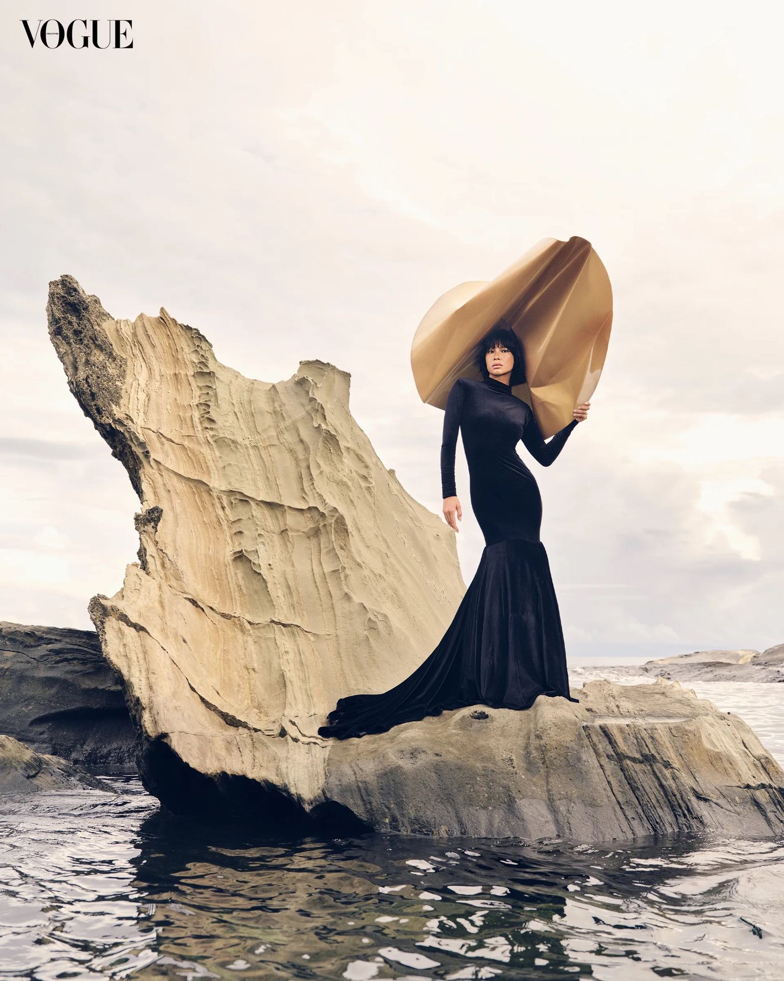 Vogue Philippines: Το πρώτο τεύχος είναι ωδή στη δημιουργική κοινότητα της χώρας-3