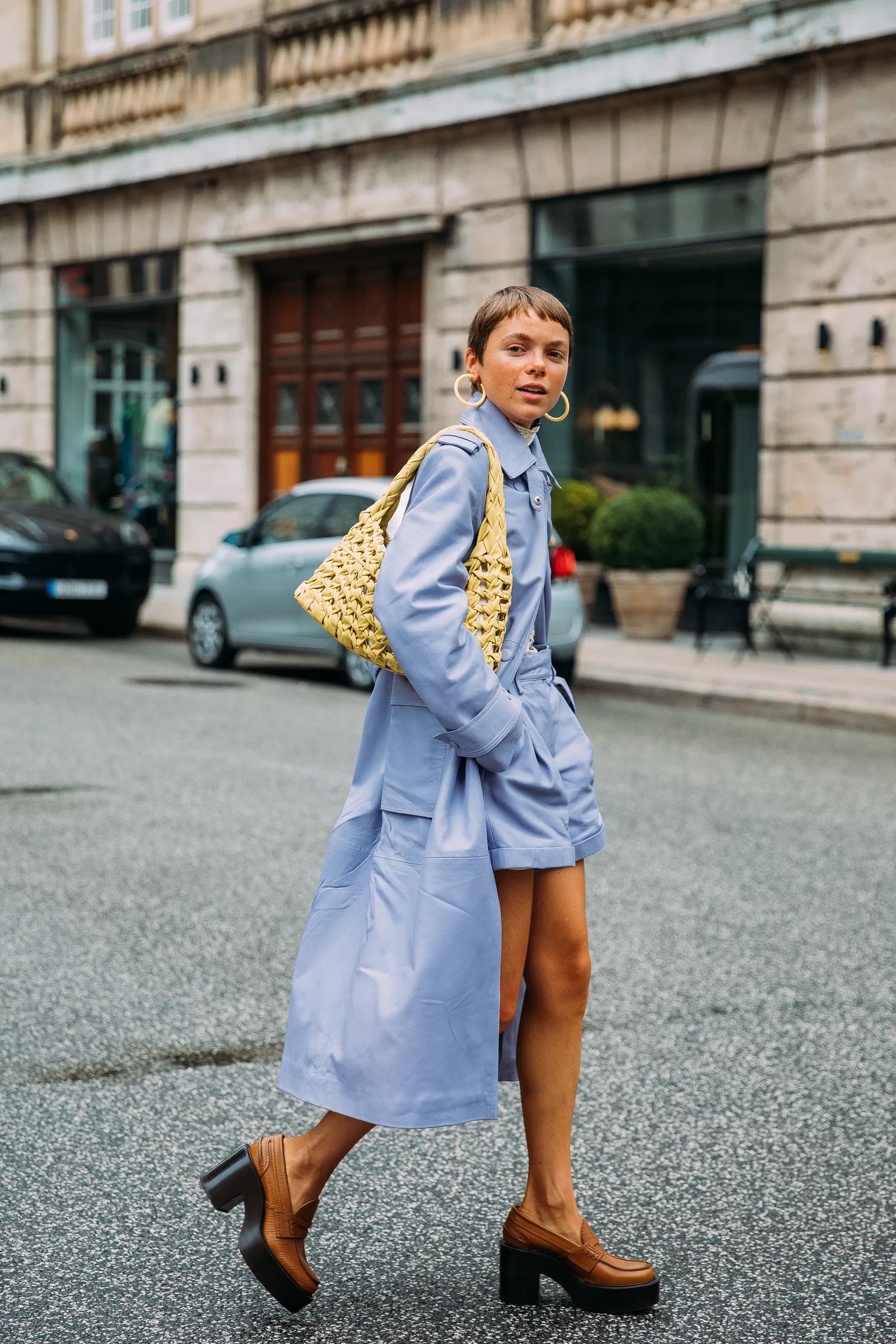 Leather trend: Τα 5 δερμάτινα items για τη fall γκαρνταρόμπα-1