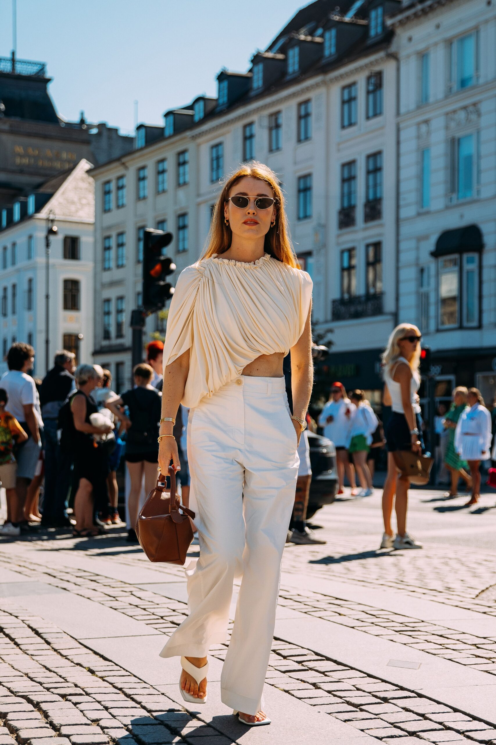Classic with a twist: Τα πιο κομψά street style από την Εβδομάδα Μόδας Κοπεγχάγης-2