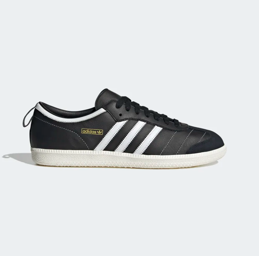 Μάξι φούστα και sneakers: Το high-low στυλ της Kendall Jenner-2