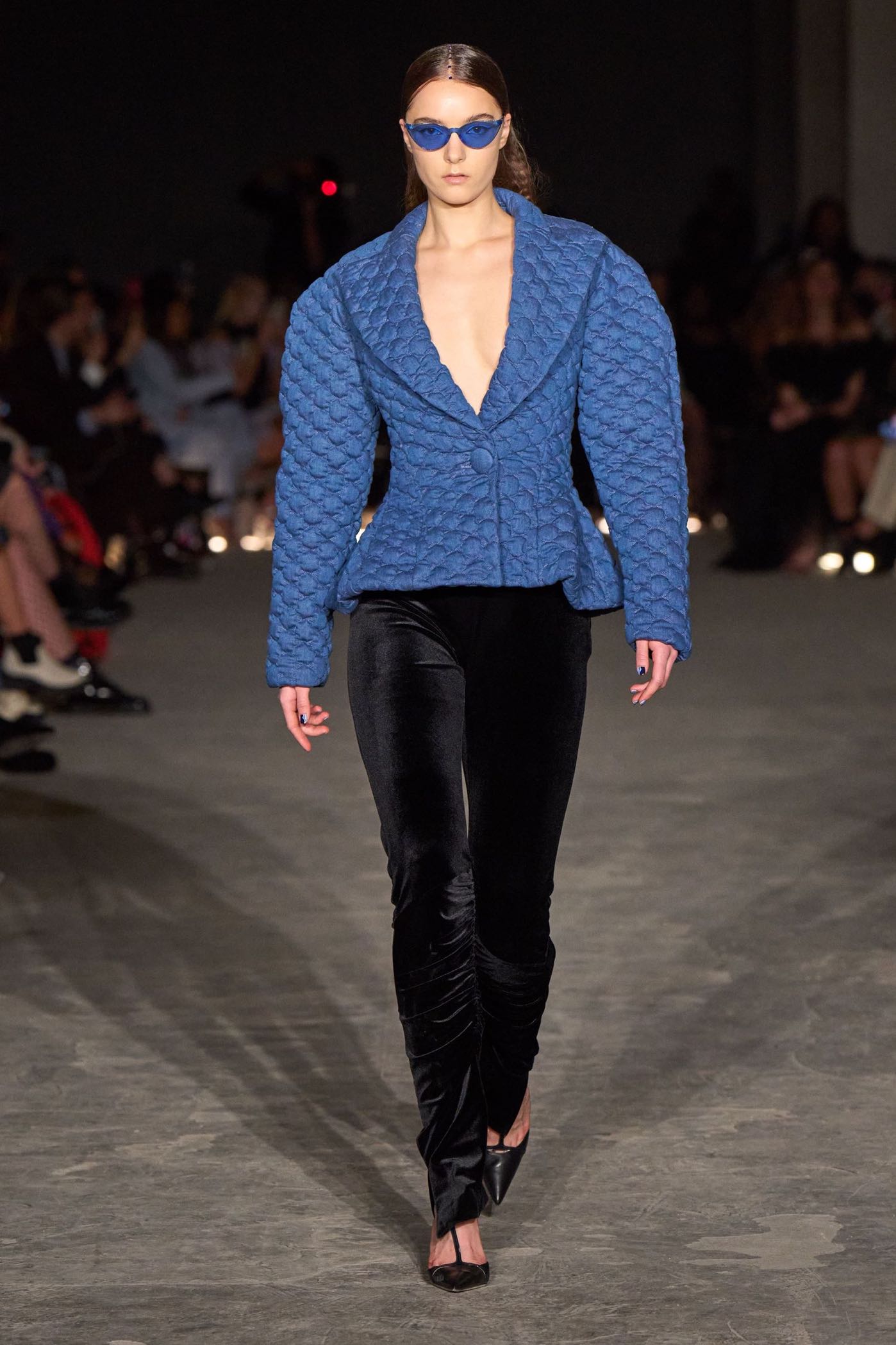 Blazer και leggings: To πιο sexy combo για τις φθινοπωρινές βραδινές εξόδους-2