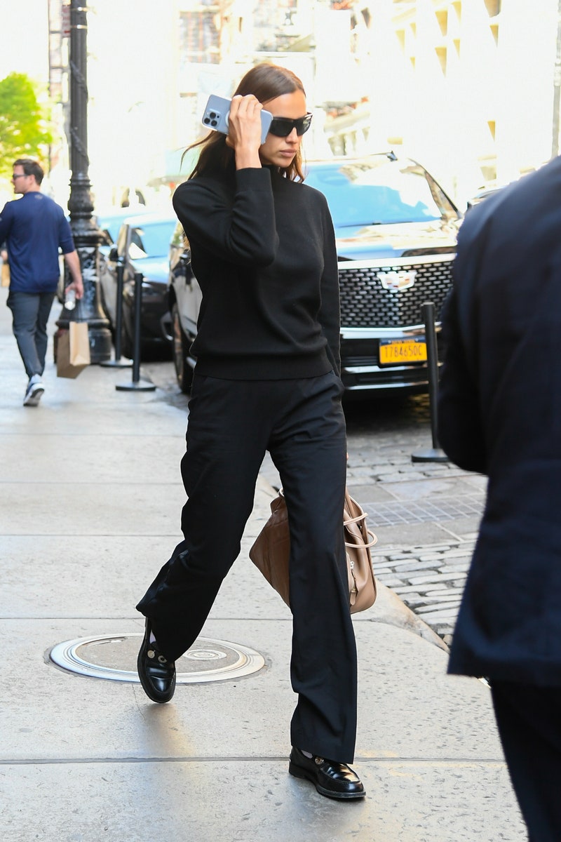 Kendall, Hailey, Gigi μάς δείχνουν πώς θα φορέσουμε τα loafers το φθινόπωρο 2022-4