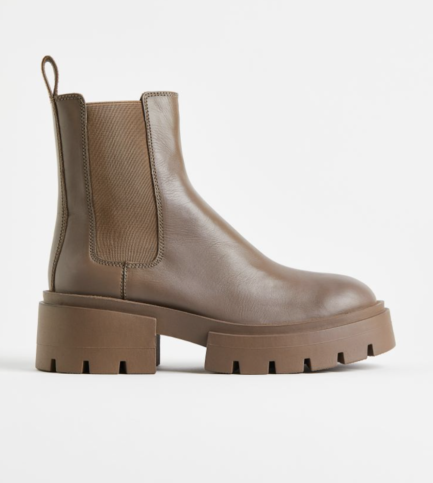 Track sole boots: Η τάση του φθινοπώρου που θα φορέσουμε στο γραφείο-9