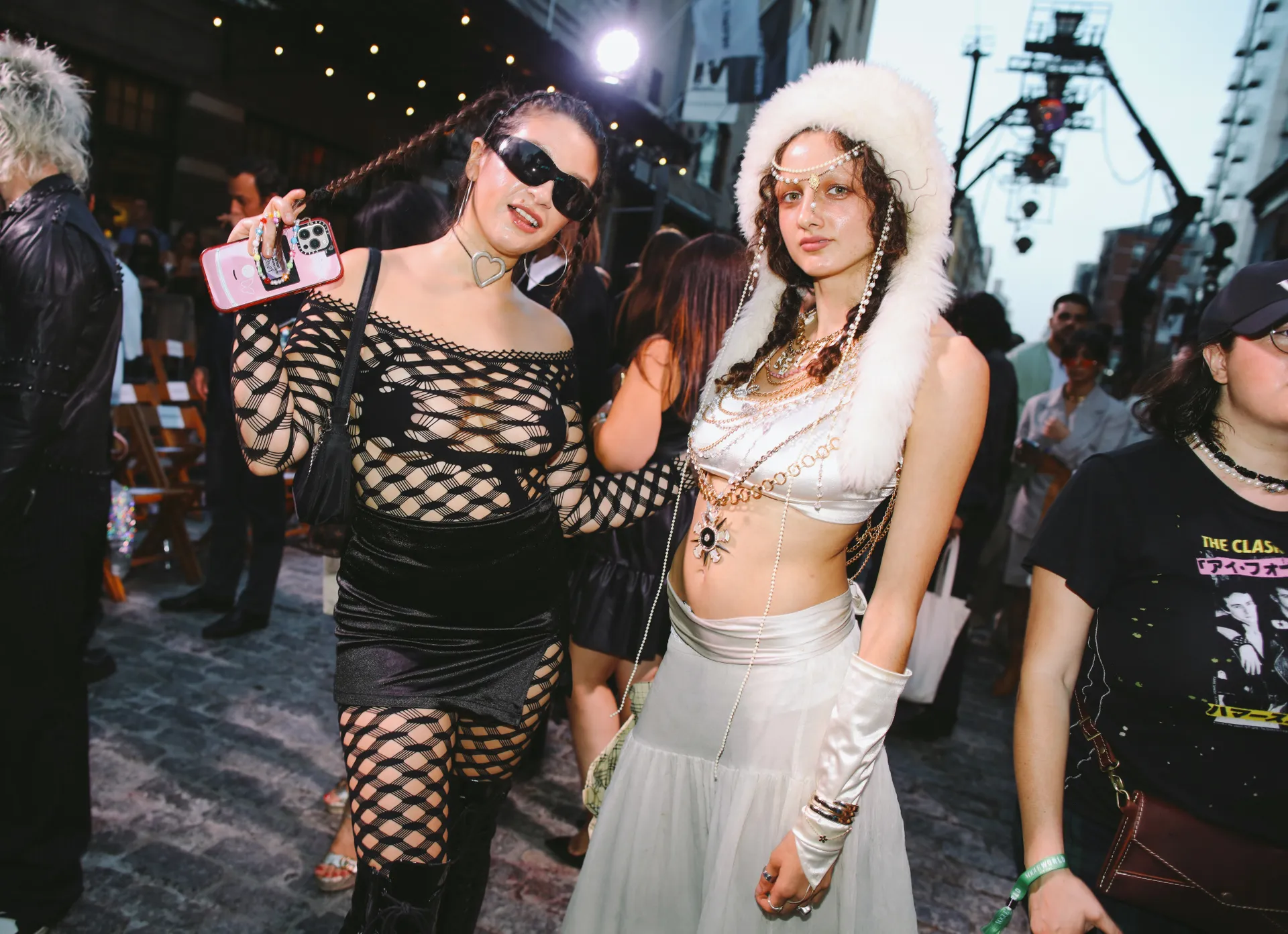 Vogue World: Τα καλύτερα street style μέσα από τα μάτια του Phil Oh-5