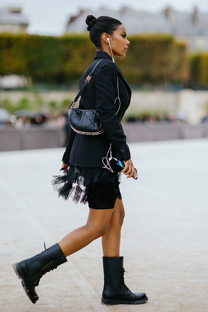 Εβδομάδα Μόδας Παρισιού: 15 street style μας δίνουν fall inspiration-11