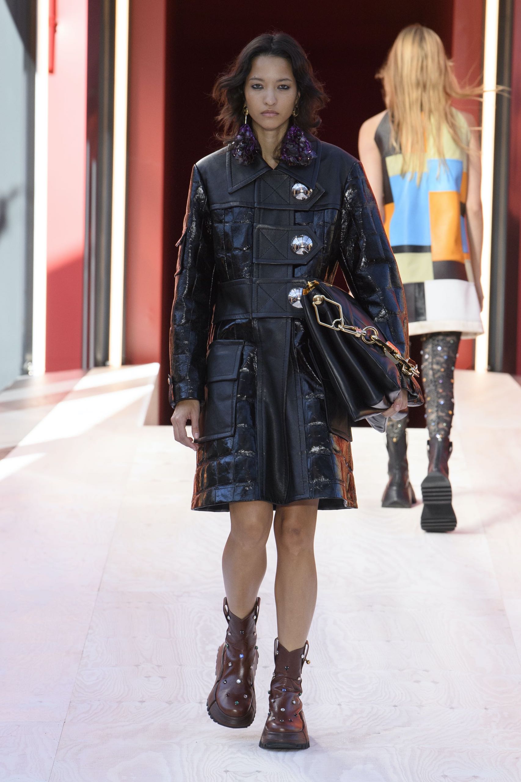 Εβδομάδα Μόδας Παρισιού: Ο οίκος Louis Vuitton ολοκληρώνει τα show με την SS23 συλλογή του-4