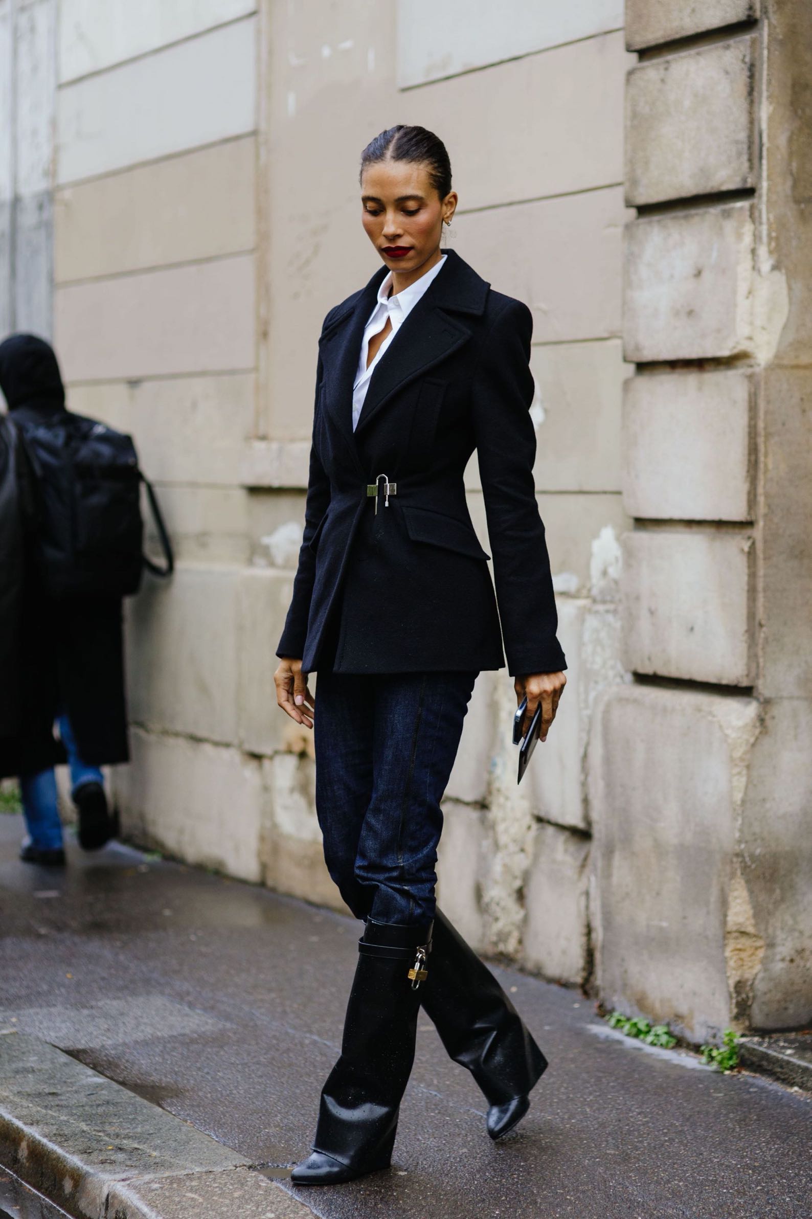 Biker boots: To νέο στιλ που είναι super τάση τώρα-3