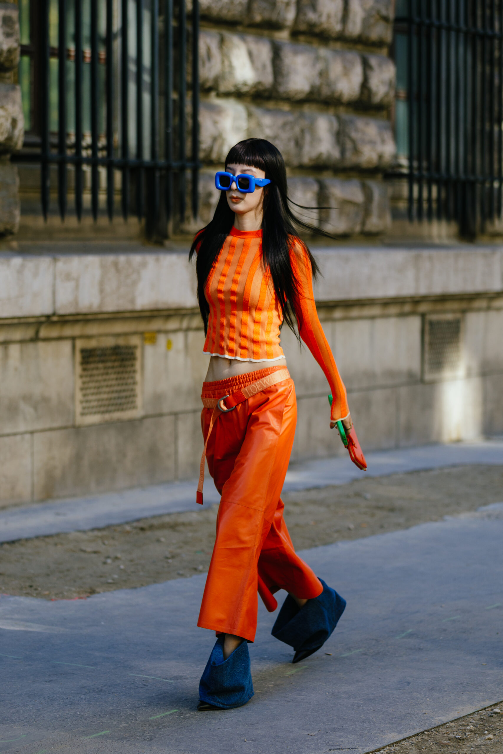 9 street trends από την Εβδομάδα Μόδας Παρισιού που μπήκαν στη Vogue list-8