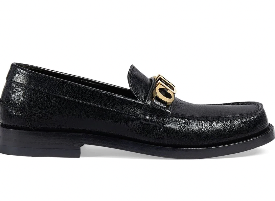 Loafers: 8 ιδέες να τα φορέσετε και το φθινόπωρο-6
