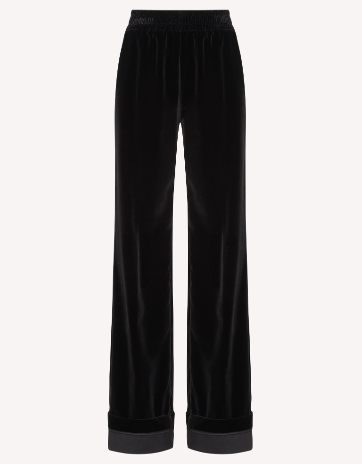 Parisian Chic: Το βραδινό look που φορούν τώρα όλες οι Γαλλίδες-2